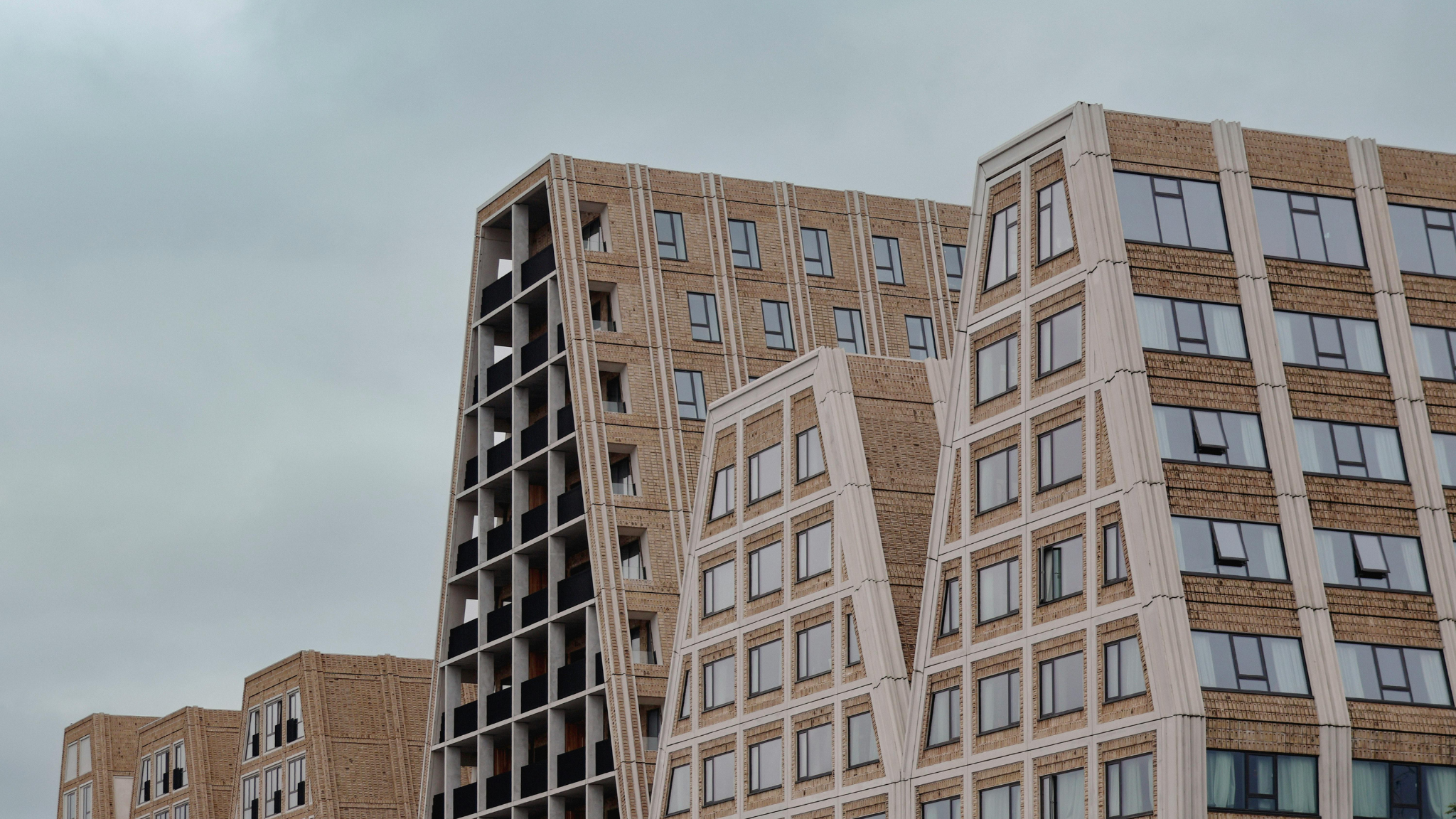 Automated Content Scoring and Rewriting.